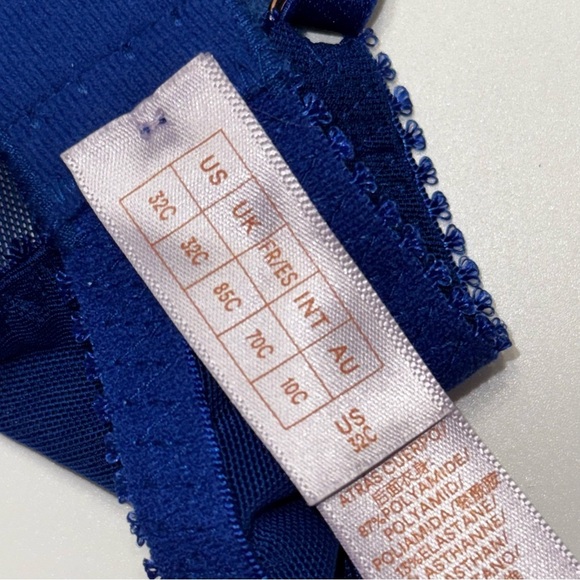 NWT Savage X Fenty Blue lace bra 32C - Picture 8 of 10